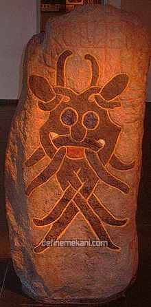 220px-Aarhus_mask_stone.jpg