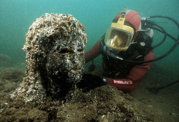 lost-city-of-heracleion-egypt-franck-goddio-3.jpg