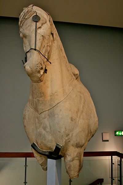 400px-Horse_from_the_Mausoleum_of_Halicarnassus%2C_British_Museum_1.jpg