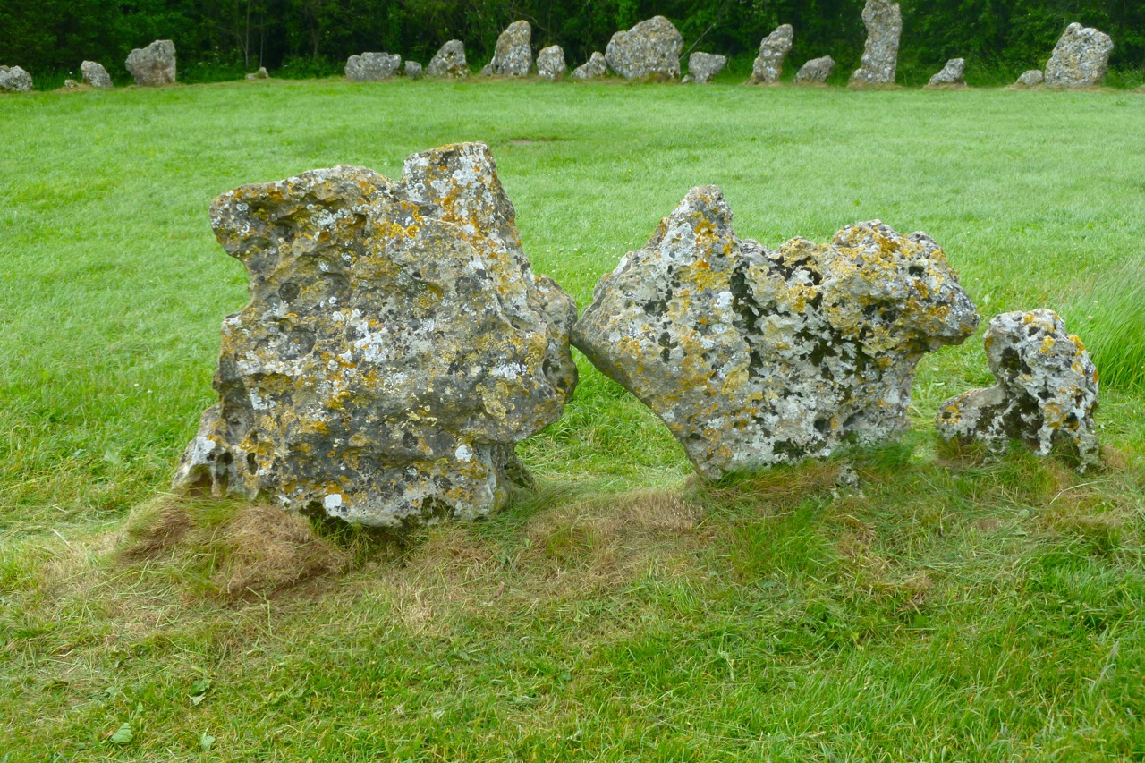 rollright-stones-circle-8.jpg