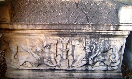 aslan_mezar_toros_boga.jpg
