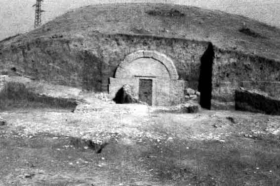 mogila_03.jpg