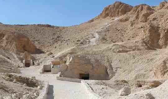 valley_of_queens_1.jpg